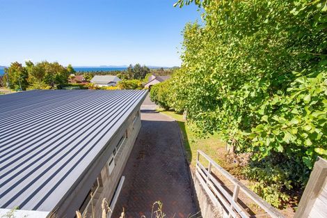 Photo of property in 13 Herea Avenue, Motuoapa, 3382