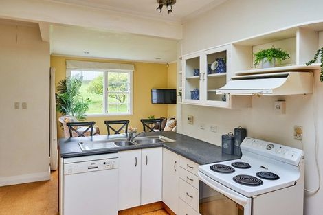 Photo of property in 13 Roy Street, Tawa, Wellington, 5028