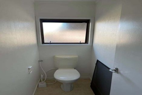 Photo of property in 102 Stapleford Crescent, Browns Bay, Auckland, 0630