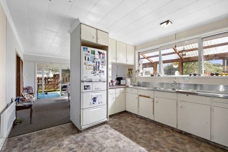 Photo of property in 16 Strange Street, Waitara, 4320