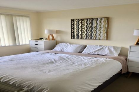 Photo of property in 5 Waipani Road, Te Atatu Peninsula, Auckland, 0610