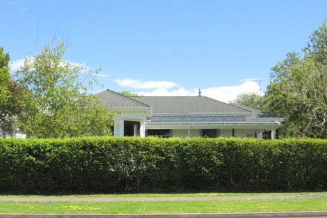 Photo of property in 152 Harris Street, Inner Kaiti, Gisborne, 4010