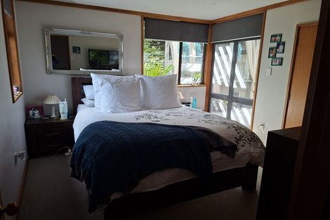 Photo of property in 1/1 Carlisle Road, Torbay, Auckland, 0630