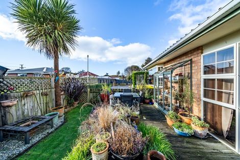 Photo of property in 37 Moa Street, Waikiwi, Invercargill, 9810