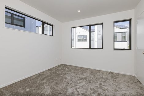 Photo of property in 40 Paetai Lane, Te Atatu Peninsula, 0610