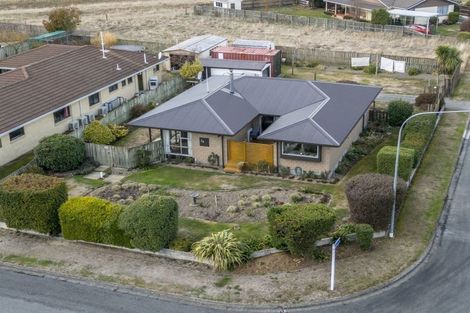 Photo of property in 28 Balmoral Street, Culverden, 7392