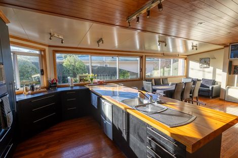 Photo of property in 32 Edna Street, Ocean View, Dunedin, 9035