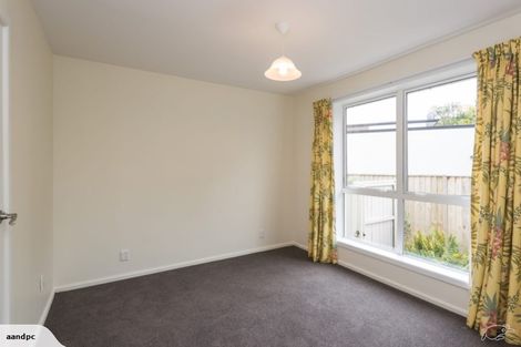 Photo of property in 2/14a Garreg Road, Fendalton, Christchurch, 8052