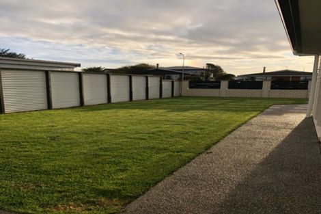 Photo of property in 51 Holloway Street, Waikiwi, Invercargill, 9810