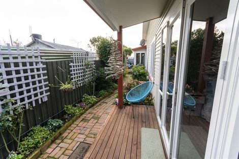 Photo of property in 17 Kiwi Avenue, Waikuku Beach, 7473