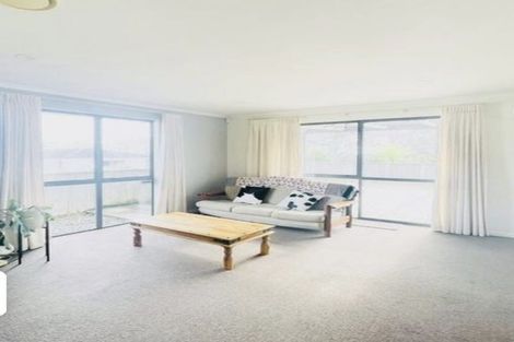 Photo of property in 70a Hobsonville Road, West Harbour, Auckland, 0618