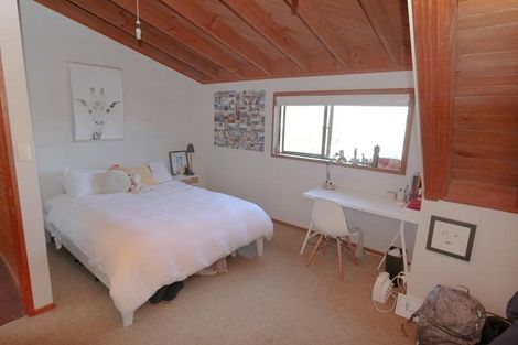 Photo of property in 2 Cosy Dell Road, North Dunedin, Dunedin, 9016