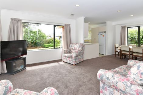 Photo of property in 29 Doment Crescent, Orewa, 0931