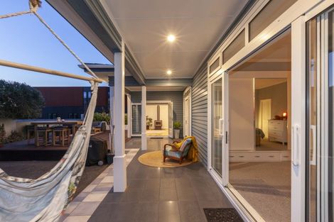 Photo of property in 30 Newry Road, Raumati Beach, Paraparaumu, 5032