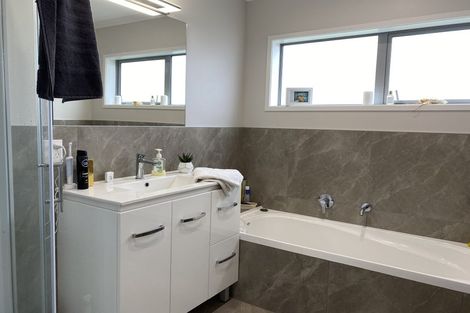 Photo of property in 221 Metcalfe Road, Ranui, Auckland, 0612