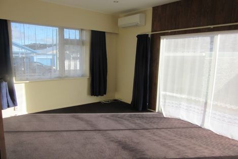 Photo of property in 122 Yule Street, Lyall Bay, Wellington, 6022