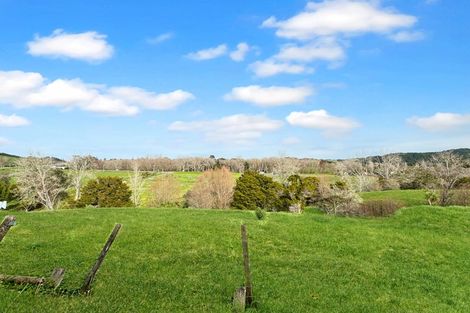 Photo of property in 558 State Highway 1, Wellsford, 0975