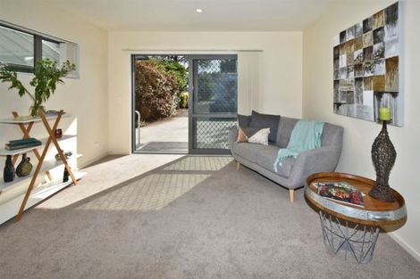 Photo of property in 2/24 Forth Street, Richmond, Christchurch, 8013