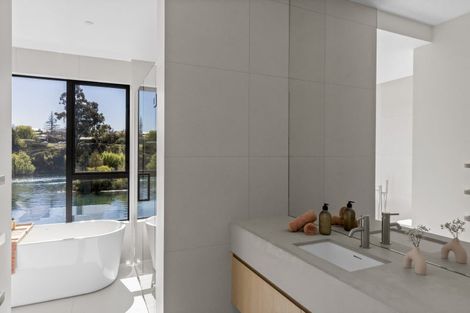 Photo of property in 11a William Rees Place, Kawarau Falls, Queenstown, 9300