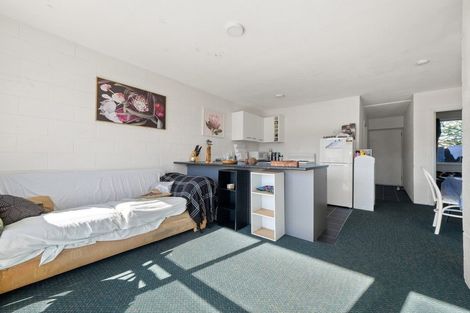 Photo of property in 3/112a Olliviers Road, Phillipstown, Christchurch, 8011