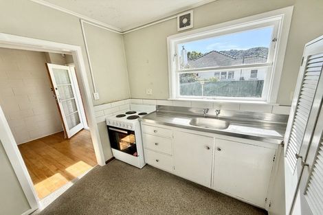 Photo of property in Oberon Flats, 48a Merton Street, Trentham, Upper Hutt, 5018