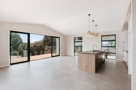 Photo of property in 8 Kingson Court, Omokoroa, 3114