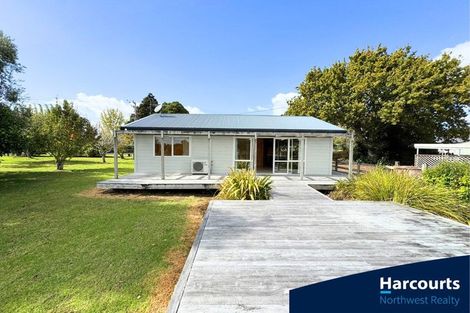 Photo of property in 26 Riverlea Road, Whenuapai, Auckland, 0618