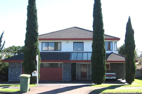 Photo of property in 124 Hutchinsons Road, Bucklands Beach, Auckland, 2014