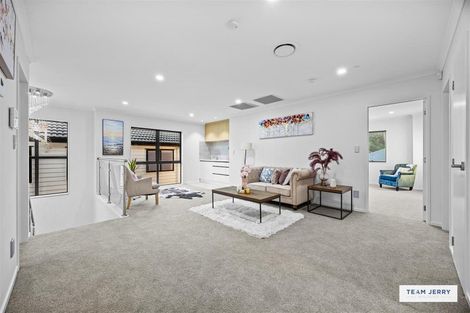 Photo of property in 3 Knockanara Drive, Flat Bush, Auckland, 2019