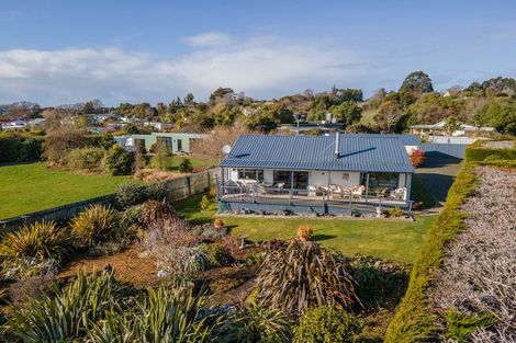 Photo of property in 28 Appleby Street, Hampden, 9410