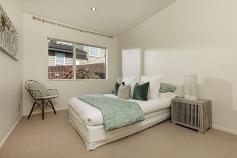 Photo of property in 6 Mural Place, Greenhithe, Auckland, 0632