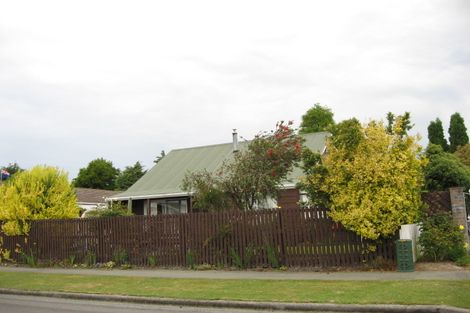 Photo of property in 62 Waratah Street, Avondale, Christchurch, 8061