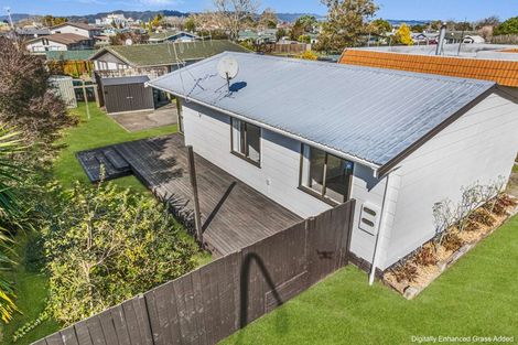 Photo of property in 5 Titoki Place, Edgecumbe, 3120