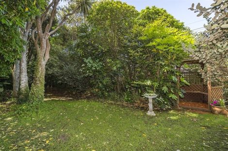 Photo of property in 172 Paremata Road, Paremata, Porirua, 5024