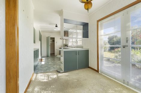 Photo of property in 53 Glengarry Road, Glen Eden, Auckland, 0602