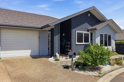 Photo of property in 5 Fremont Way, Pyes Pa, Tauranga, 3112