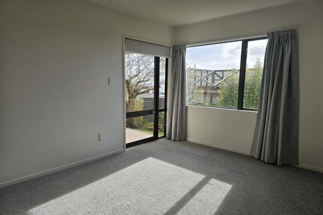 Photo of property in 2/17 Belleview Terrace, Mount Pleasant, Christchurch, 8081