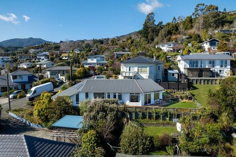 Photo of property in 18 View Mount, Stoke, Nelson, 7011