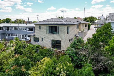 Photo of property in 92 Cambridge Road, Hillcrest, Hamilton, 3216