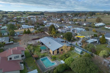 Photo of property in 17d Holyrood Terrace, Waipukurau, 4200