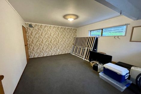 Photo of property in 2/60 Truscott Avenue, Johnsonville, Wellington, 6037