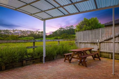 Photo of property in 68 South Kensington Way, Henderson, Auckland, 0612