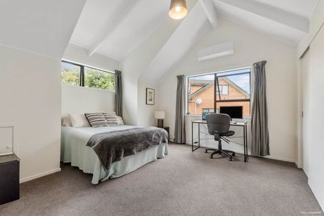 Photo of property in 2/19 Bowman Road, Forrest Hill, Auckland, 0620