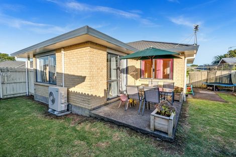 Photo of property in 3/24 Sturdee Road, Manurewa, Auckland, 2102