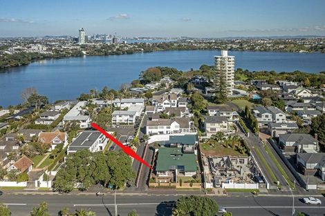 Photo of property in 1/78 Kitchener Road, Milford, Auckland, 0620