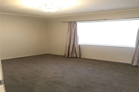 Photo of property in 1/322 Royal Road, Massey, Auckland, 0614