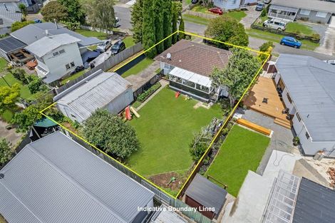 Photo of property in 6 Burlington Place, Manurewa, Auckland, 2102