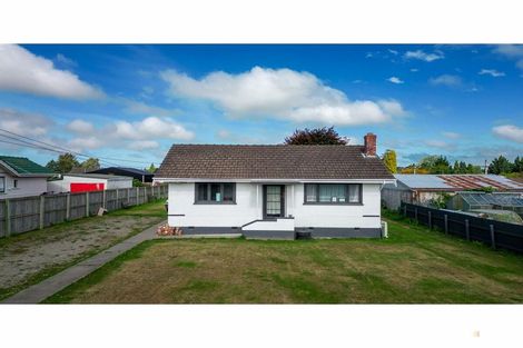 Photo of property in 15 Moorhouse Street, Waimate, 7924