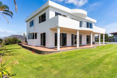 Photo of property in 59c One Tree Point Road, One Tree Point, 0118