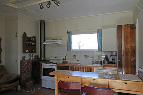 Photo of property in 5 Peaks Road, Windsor, Oamaru, 9491